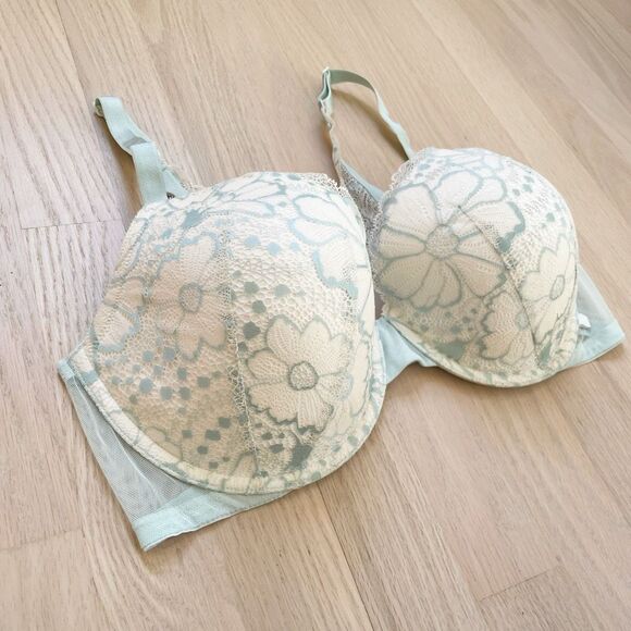 BUY 1 GET 1 FREE 38D Victorias Secret lightly lined demi mint lace bra - Picture 5 of 7
